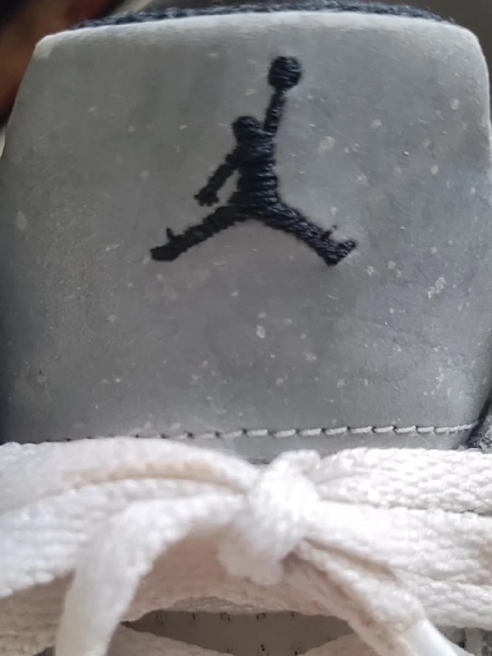Jordan 5 Retro Reverse Metallic | 7C | White, Black, Sail, Metallic Silver